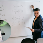 La queja por materiales hechos con AI expuso una posible doble moral académica y cuestiona la calidad educativa ofrecida