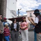 El colectivo Mi Loma Grande organiza recorridos turísticos por las casas patrimoniales y zonas emblemáticas del barrio.
