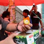 Productos camuflados como golosinas podrían facilitar el consumo de licor en menores. Se vendía cerca de los establecimientos educativos.