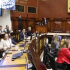 El correísmo reclamó que el secretario de la Asamblea bloqueó la solicitud y no dio trámite al pedido para inscribir la bancada de la Revolución Ciudadana.