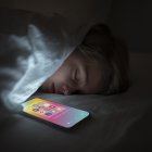 Con ejercicios de relajación y nuevas funciones de control, TikTok apuesta por el bienestar digital de los menores.