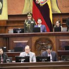 El oficialista Niels Olsen preside la Asamblea Nacional.