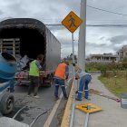 Las colocaciones de las señaléticas preventivas en el sur de Ambato buscan reducir accidentes de tránsito.