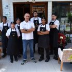 Jérôme Monteillet y el equipo que lo acompaña en Chez Jérôme