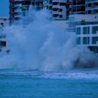 Referencial. Según el Inocar, el oleaje se presentará en las regiones costa e insular en Ecuador durante el feriado