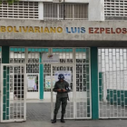 En el Liceo Bolivariano Luis Espelosín votan 3.808 personas en cuatro mesas, y hasta las 9:00 169 habían ejercido su derecho