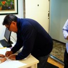 Revocatoria. Entre las calles Amazonas y Orellana se encuentra un punto de recolección de firmas para la revocatoria del alcalde Pabel Muñoz.