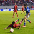 Facundo Castelli fue expulsado en la derrota de Emelec ante El Nacional.