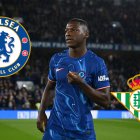Moisés Caicedo va por su primer título europeo con el Chelsea.