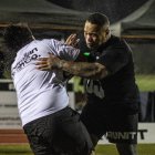 El mal llamado "juego", consiste en realizar tackles de rugby sin protección.