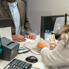 El crédito puente otorgado por el CAF es una operación a corto plazo. El fin es apoyar a Ecuador mientras el FMI revisa las metas de cumplimiento del acuerdo.