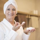 "Descubre los 6 pasos clave para una ducha segura y saludable en la tercera edad