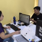 Usuarios son atendidos en una jornada extraordinaria de la ANT