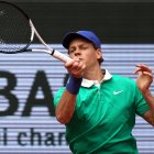 Jannik Sinner, actual #1 del mundo, busca su primer título tras una sanción de 6 meses por "dopaje involuntario".