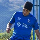 Christian Cueva aún mantiene contrato con Cienciano de Cusco