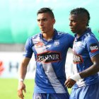 Miller Bolaños (d) y Ángel Mena podrían volver a vestir la azul de Emelec