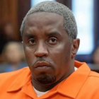Sean ‘Diddy’ Combs, rapero estadounidense, ganador de tres Premios Grammy, enfrenta cargos federales por tráfico sexual, privación ilegal de la libertad, y otros delitos.