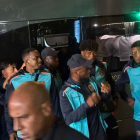 Enner Valencia, capitán de la selección ecuatoriana, saluda a los hinchas que ovacionaron a la Tricolor en Lima.