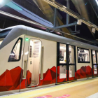 Este sistema de transporte permite a los habitantes de Quito moverse por la ciudad entre 15 estaciones.