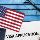 Miles de ciudadanos en Ecuador esperan con expectativa los resultados de la Lotería de Visas 2026.