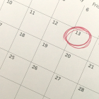 El viernes 13 es considerado un día de mala suerte en muchas culturas, pero ¿de dónde viene realmente este temor?