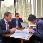 Andrés Arauz firmó su presentación periódica ante la Corte Nacional de Justicia.