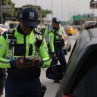 La ATM realizó 25 operativos de tránsito en Guayaquil.