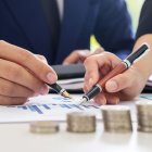 La tasa de 20 dólares ha abierto un debate más amplio sobre el equilibrio entre política económica y sensibilidad social.