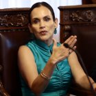 A inicios de año, la ministra de Energía, Inés Manzano, dijo que Progen tenía que cumplir el contrato. La Asamblea buscaba enjuiciarla políticamente, pero el oficialismo lo evitó.