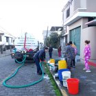 Al sector de la Juan Durini llegó un tanquero de la Epmaps.