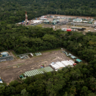 Protesta indígena: líderes amazónicos exigen a California revisar el origen de su petróleo y proteger la selva ecuatoriana