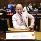 El asambleísta de ADN Andrés Castillo presentó la queja en contra de Mireya Pazmiño.