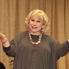 La cubana Cristina Saralegui tiene 77 años.