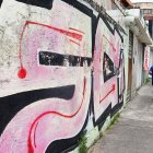 A lo largo de la av. de la Prensa y sus alrededores hay decenas de negocios. También un centro de estudios en la calle Logroño.