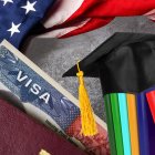 Este 24 de junio, la Embajada y Consulado de los Estados Unidos en Ecuador anunciarion que volvieron a abrir sus citas para visas de estudiantes y visitantes de intercambio.