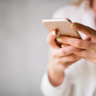 Un celular intervenido puede mostrar fallas inesperadas mientras los delincuentes vacían tu cuenta sin que lo sepas.