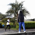 En dos videos se registró el brutal ataque a una estudiante de colegio en el Itchimbía, un parque del centro de Quito.