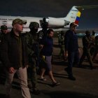 Alias "Fito" fue trasladado desde Manabí a Guayaquil en un avión de las Fuerzas Armadas hasta la Base Aérea Simón Bolívar.