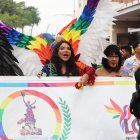 Tras 16 años, el festival del Orgullo en Guayaquil no se realizará por falta de permisos, denunció Diane Rodríguez durante la marcha por el Día del Orgullo.