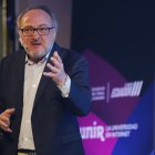 Manuel Herrera, director académico internacional del grupo ProEduca, quien destaca que esta tecnología permite crear experiencias educativas personalizadas.