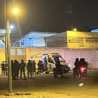 Dos reos fueron trasladados en ambulancia tras resultar heridos en el ataque dentro del CPL El Oro N.1.