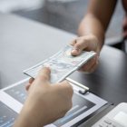 El Bono de Desarrollo Humano es una de las herramientas de protección social más importantes del país