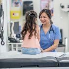 Con más de 300 colaboradores a nivel nacional, Aprofe trabaja por una sociedad informada, autónoma y equitativa, enfocada en la salud familiar.