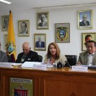 Representantes de la CNJE durante la presentación de sus demandas al Gobierno.