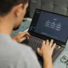 El CEO de ChatGPT recomienda no confiar tanto en la información que da la IA