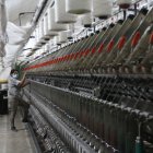 Empresa. La industria textil en Ecuador se ve afectada por los precios que ofrece Temu. El sector      teme que más negocios tengan    que cerrar