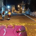 Hundimiento en Ciudad Bicentenario obliga al cierre total de una vía.