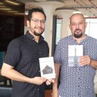 Pedro Mujica y Jorge Tigrero renuevan la poesía ecuatoriana con propuestas que cruzan arte, tecnología y docencia