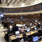 La Asamblea Nacional es el centro del debate por la presencia de familiares de legisladores en puestos de ese organismo.