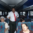 Si se viaje en bus y se sale del país y llegar a Ecuador igual se debe llenar el formulario de Senae.